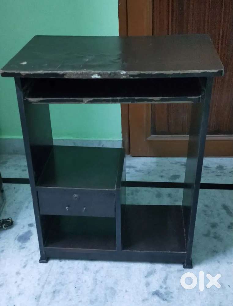 Computer Table