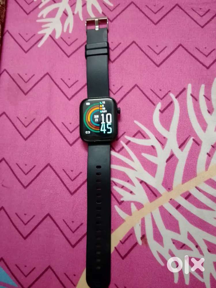 Boat smartwatch