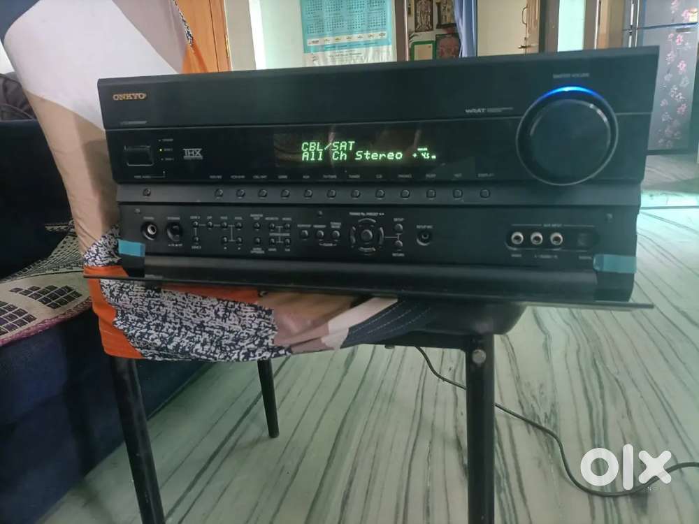 ONKYO av receivers.tx-NR807 no out put .rs.4000 only amp