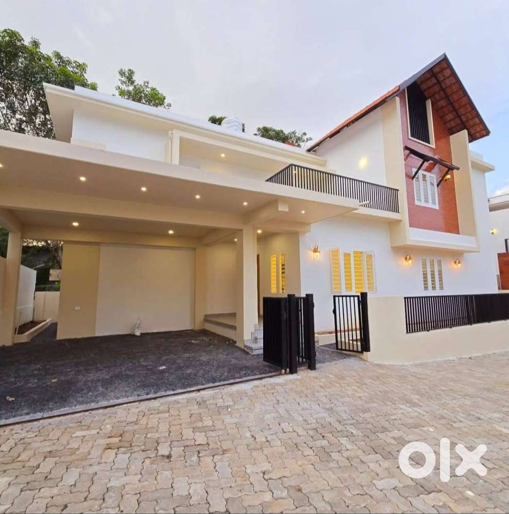 “പത്തിരിപ്പാല ടൗണിൽ 2 BHK വില്ല – ഹൈവേ സമീപം, 27 ലക്ഷം മുതൽ, ബജറ്റ് ഫ്