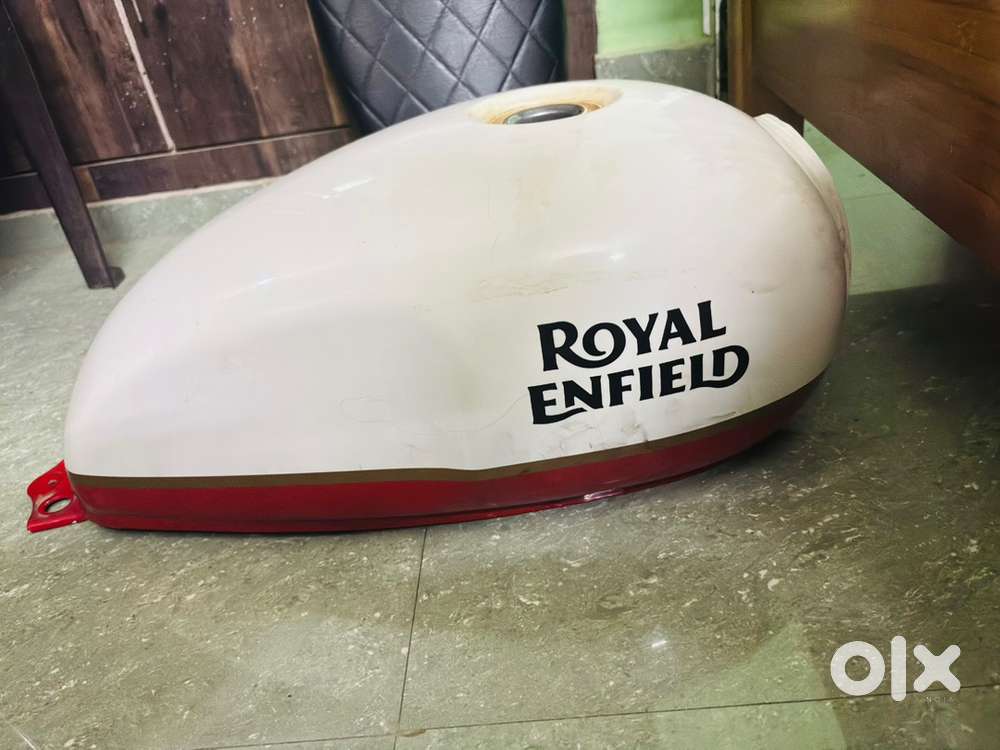 Interceptor 650 Original Fuel tank and Stock parts for sale