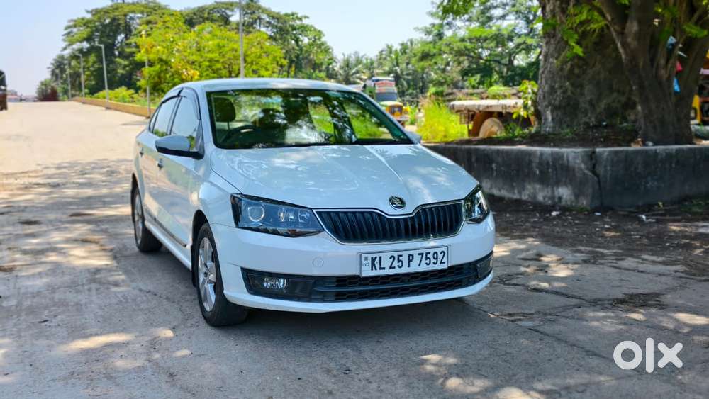 Skoda Rapid 1.0 TSI AMBITION, 2021, Petrol