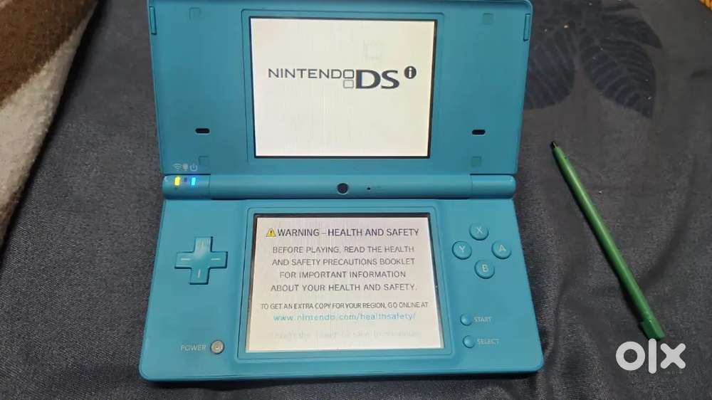 Nintendo DSi Rare Blue  (Imported) No Cracks, 15hr Battery