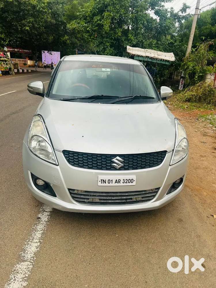 Maruti Suzuki Swift 2012 Diesel 136858 Km Driven
