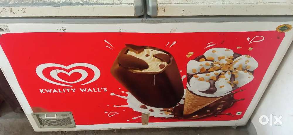 Very good condition deep fridge
