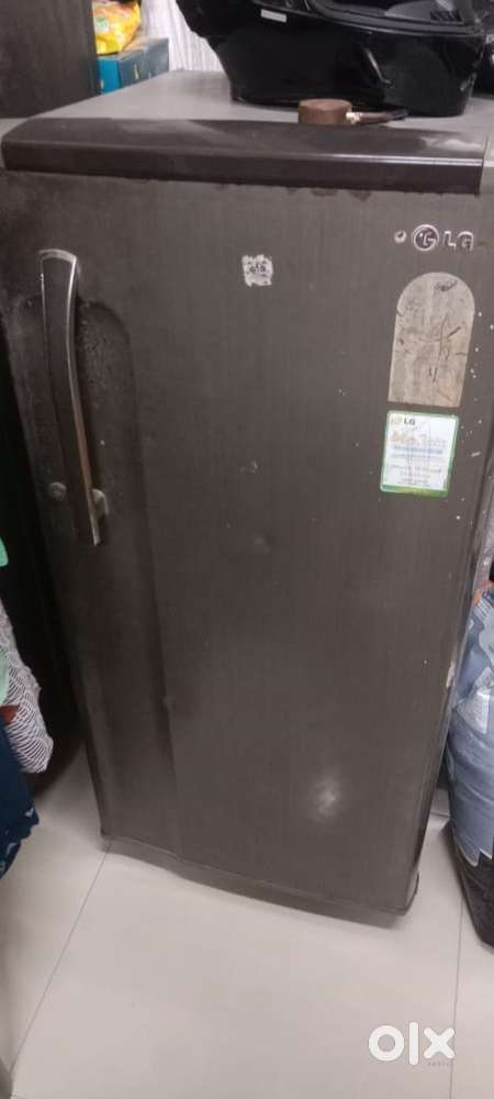 LG Fridge With Good Condition