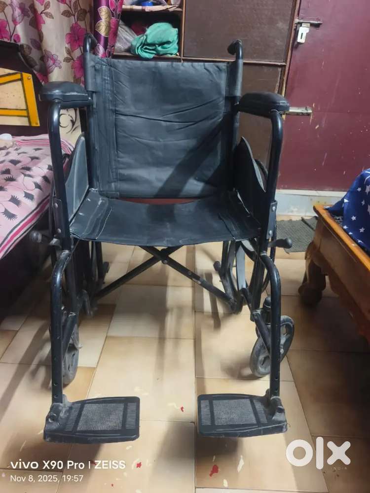 Wheel chair