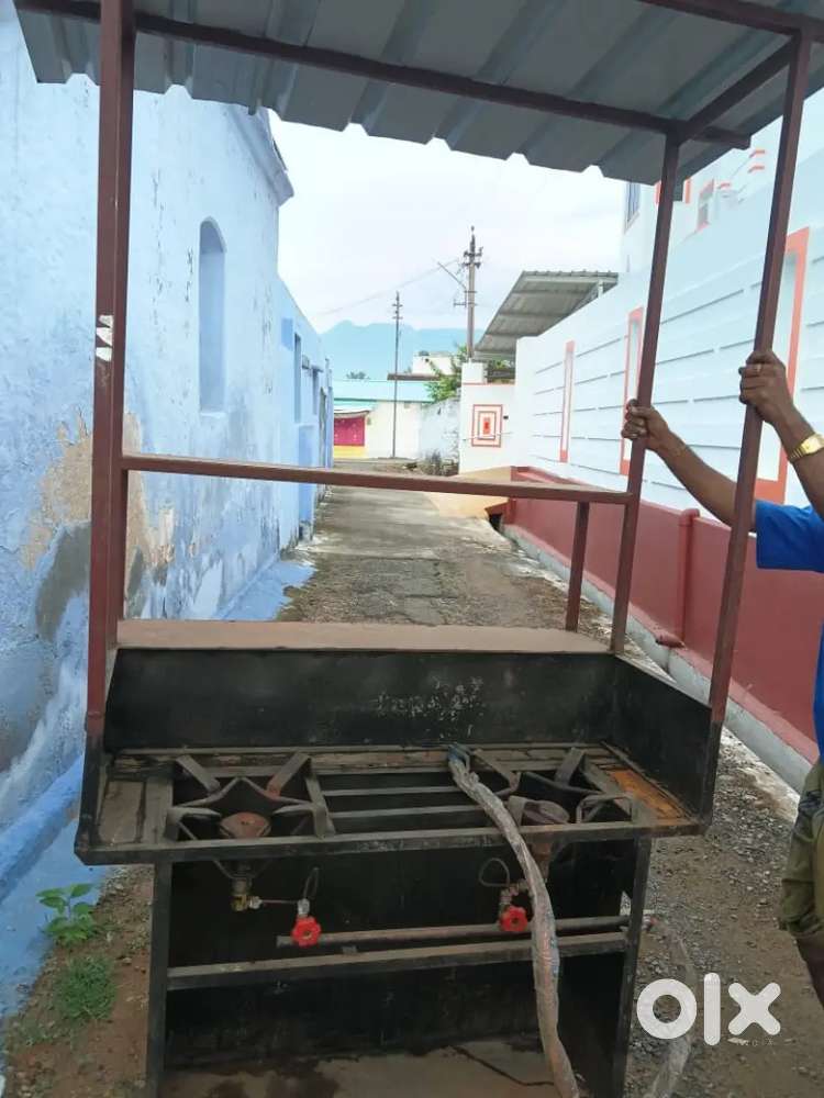 இரண்டு பர்னர் கொண்ட கேஸ் அடுப்பு பாஸ்ட் புட் கடைகளில் பயன்படுத்தலாம்