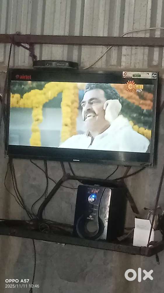 Samsung Smart 32 inches TV full HD