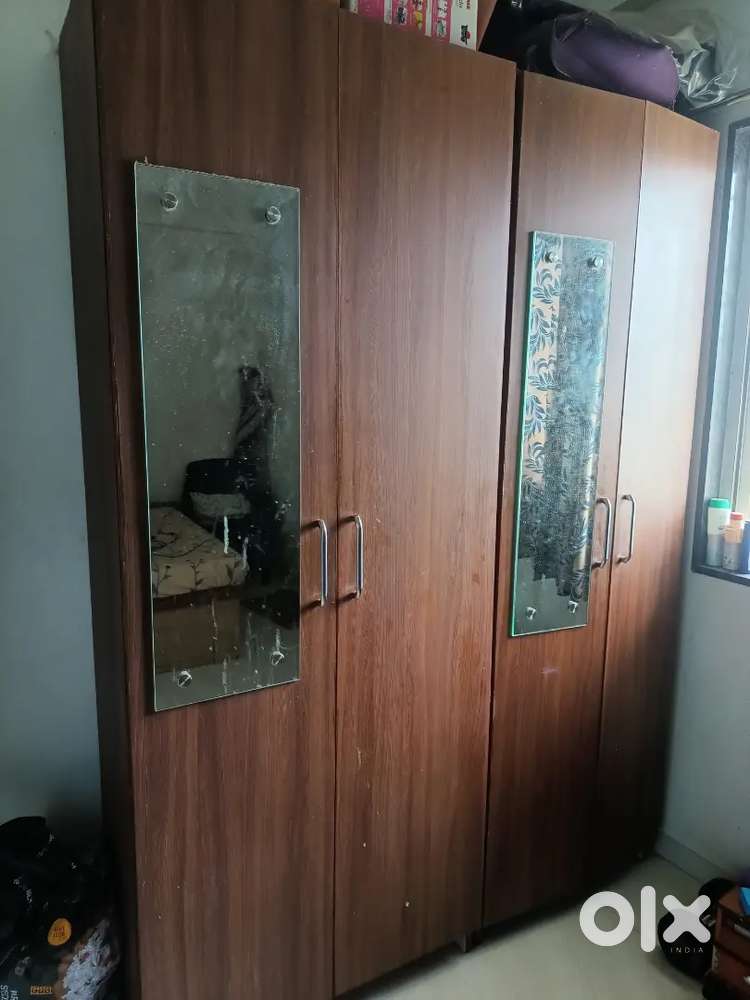Cupboard to sell