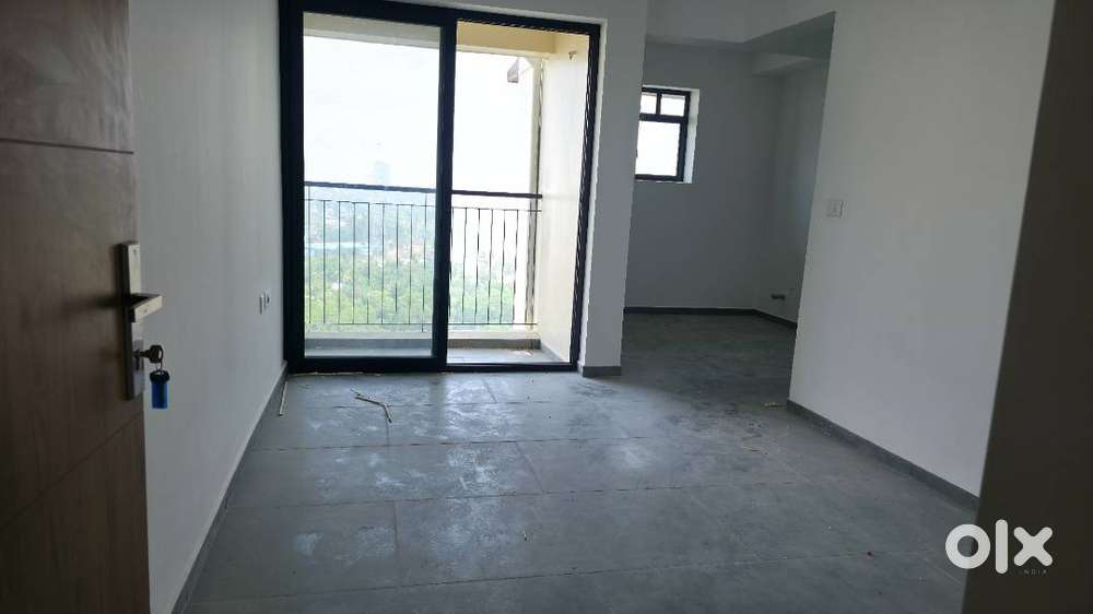 Ready to move flats in Vytilla
