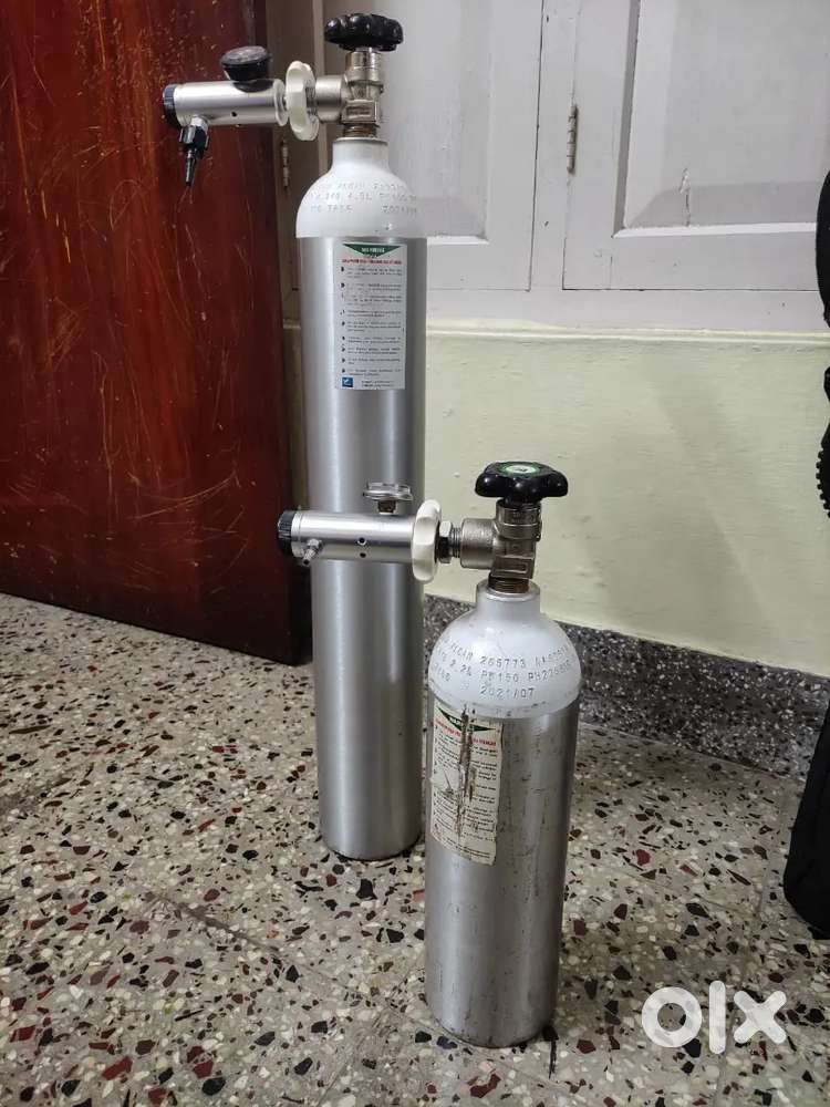 Refillable Oxygen Cylinder 330 & 480 ltrs with regulator (seperate)