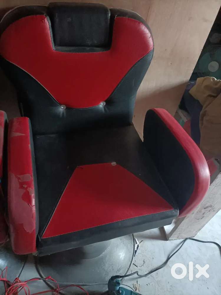 Salon and parlour chair 2 chair hai