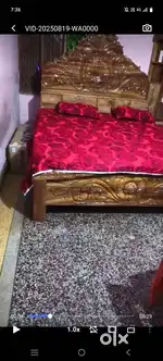 Selling of a diwana bed of saguan