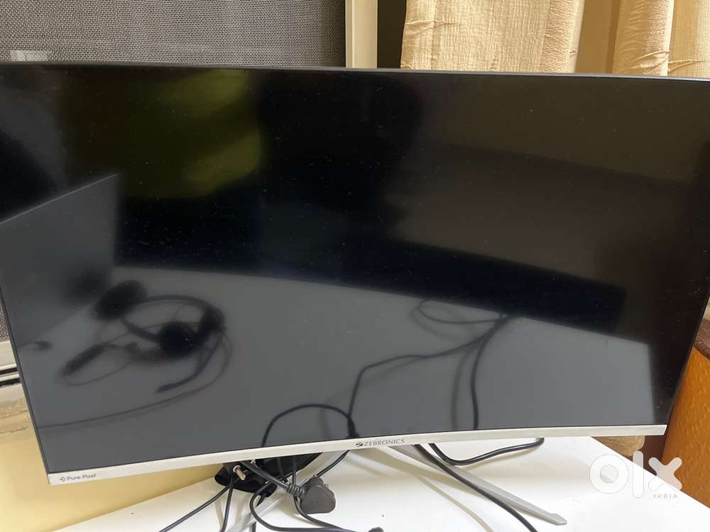 Zebronics curve led screen