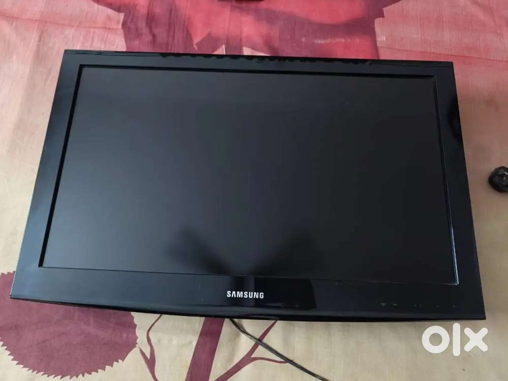 Samsung 32-inch LCD TV