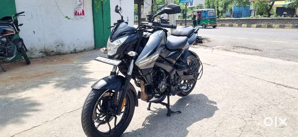Pulsar Ns 200 excellent condition