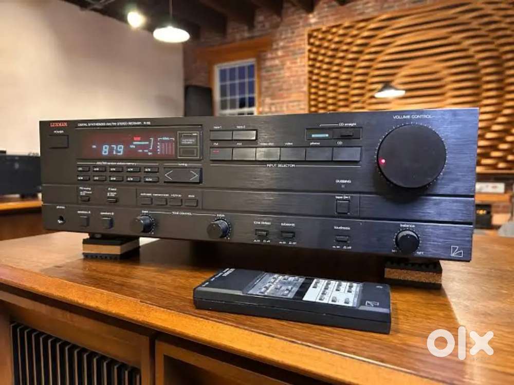 Luxman stereo amplifier