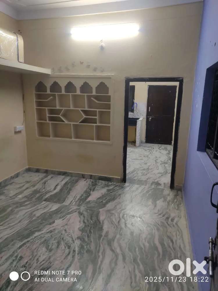 One room and kitchen