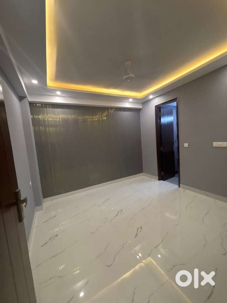 1 BHK NEAR SAKET METRO