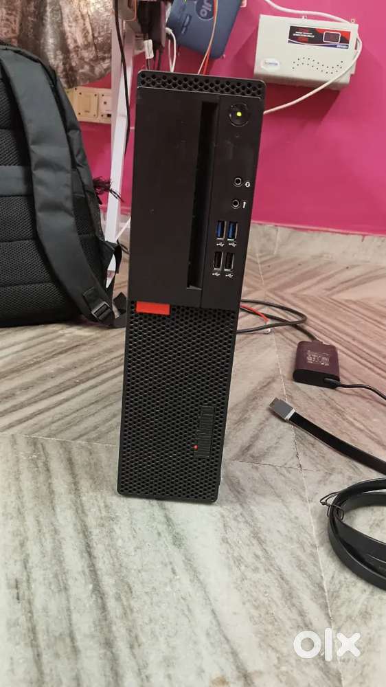 Lenovo ThinkCentre M725s Desktop Computer