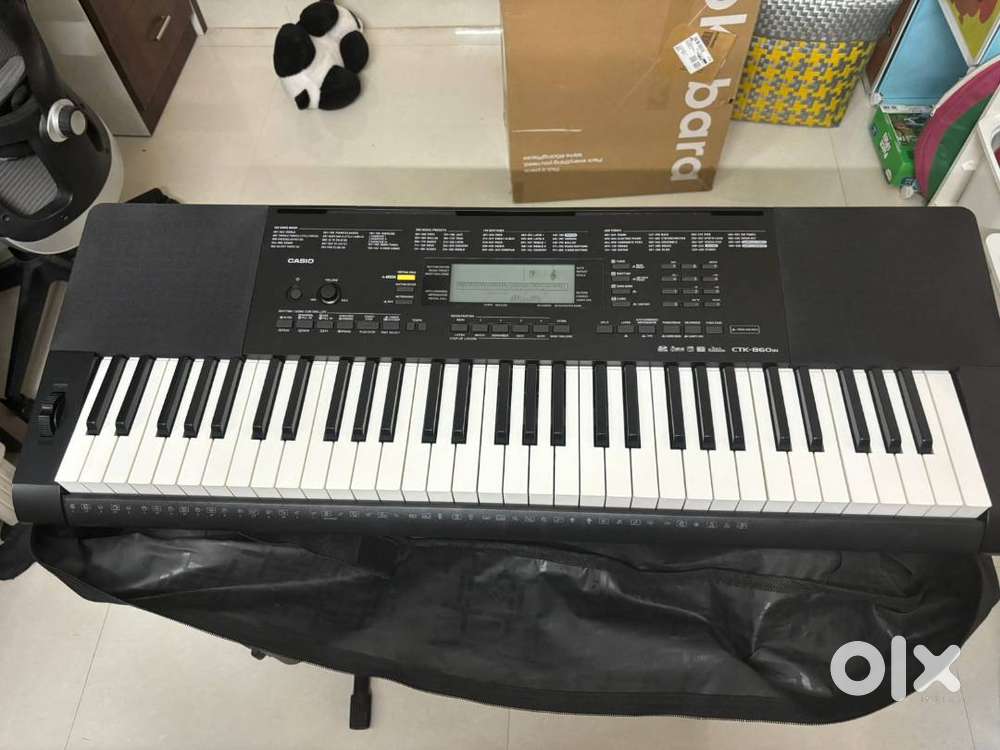 Want to sell Casio Keyboard with stand