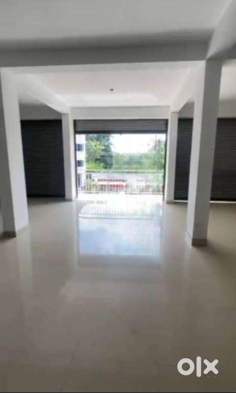 Commercial floor for rent