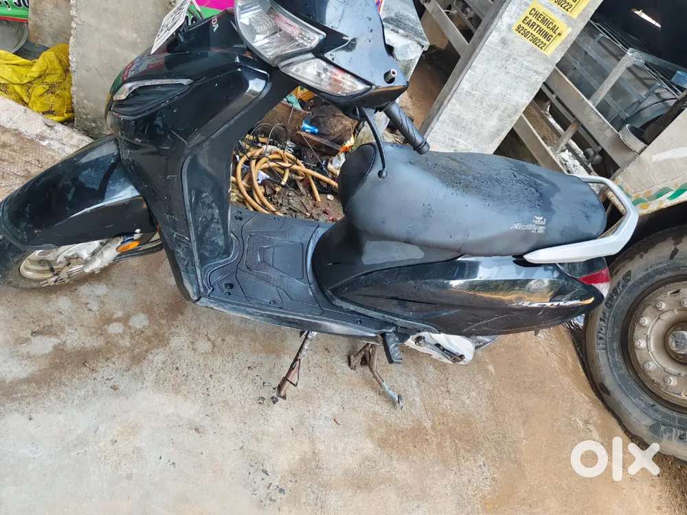 Black colour, 2023 model, first onwer