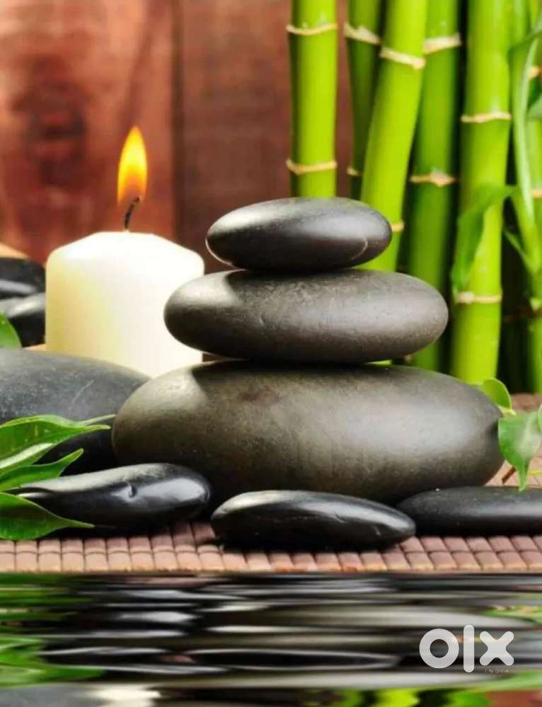 FEMALE SPA MASSAGE THERAPISTS WANTED