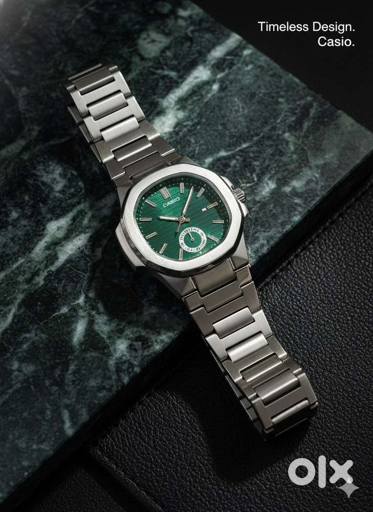 CASIO watch green