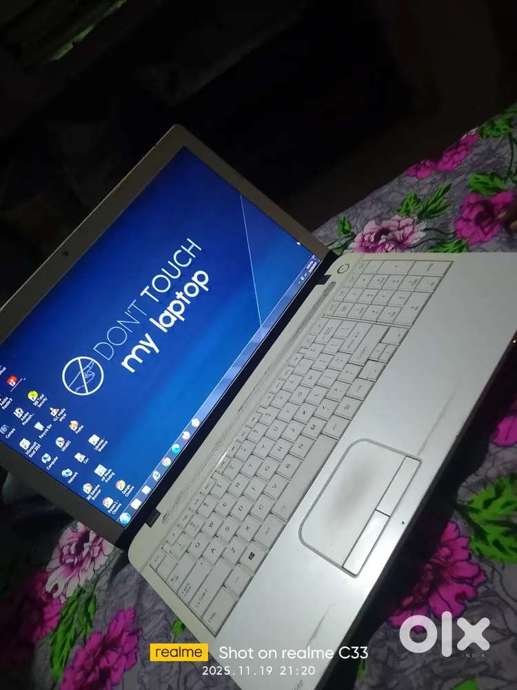 LAPTOP TOSHIBA