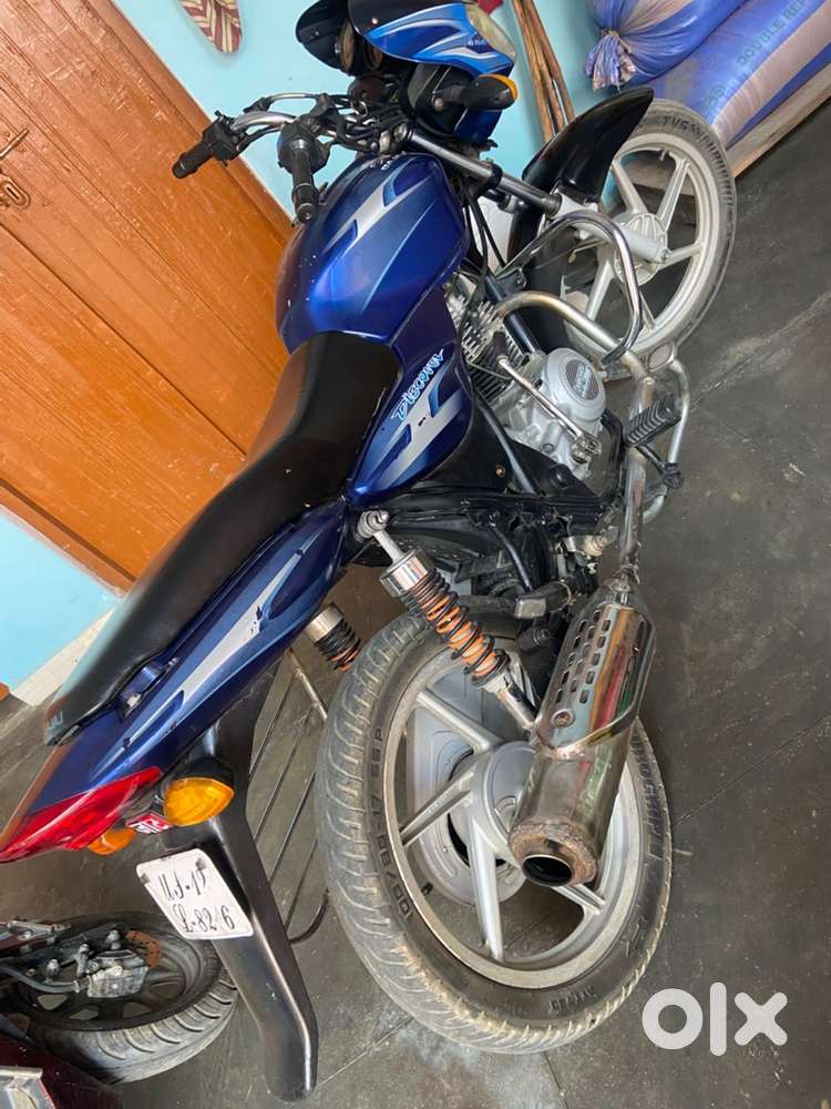 Very good conditio All bike be garinti hain or engin aaj tak khula be