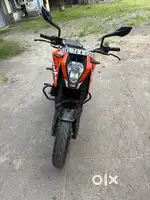 Duke 200 BS4 for sale, first owner, excellent condition.