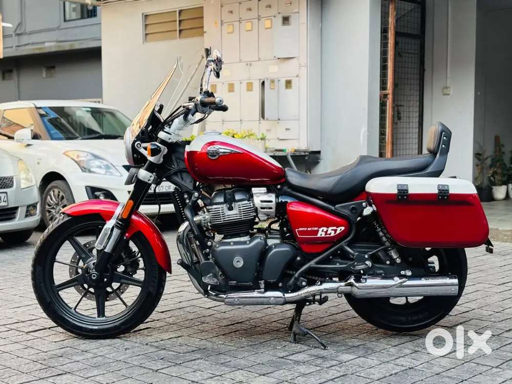 Super meteor 650 with 1 lkh rupees accessories