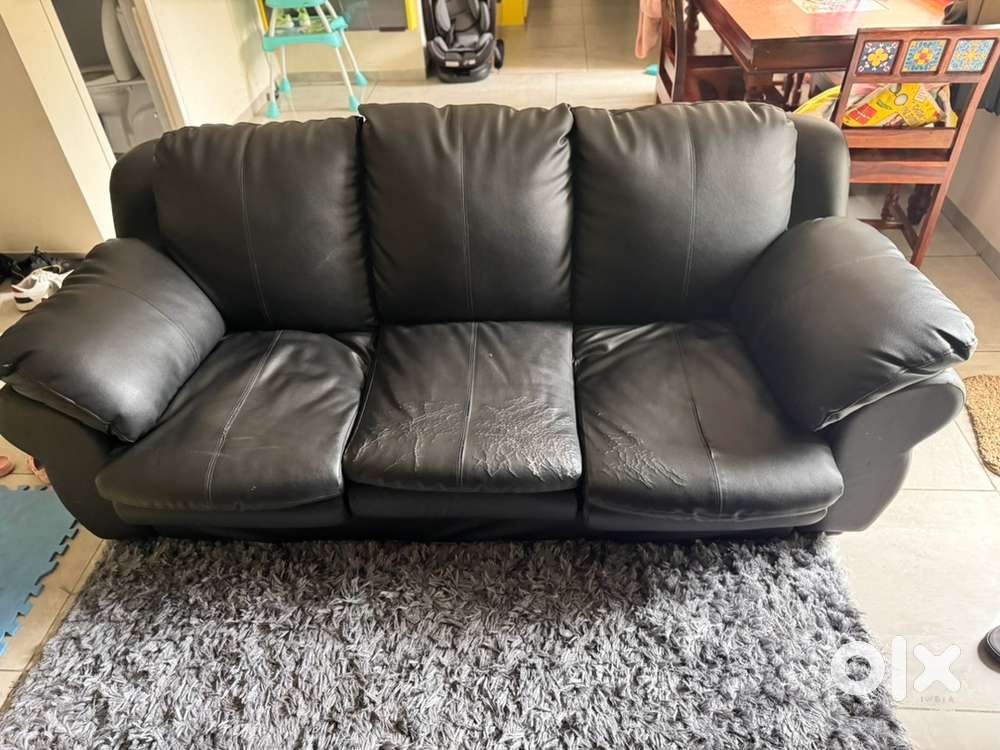 3 seater sofa with 2 recliners