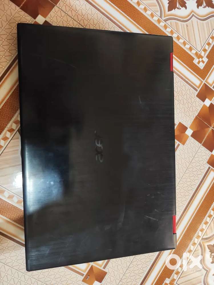 Dead Laptop no Hard Disk, Dead Pixels on Display, cannot be repaired