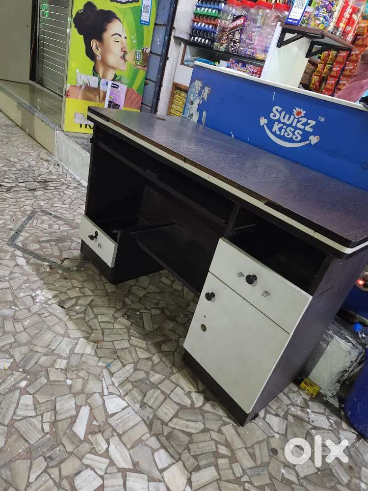 Office Table/Computer Table