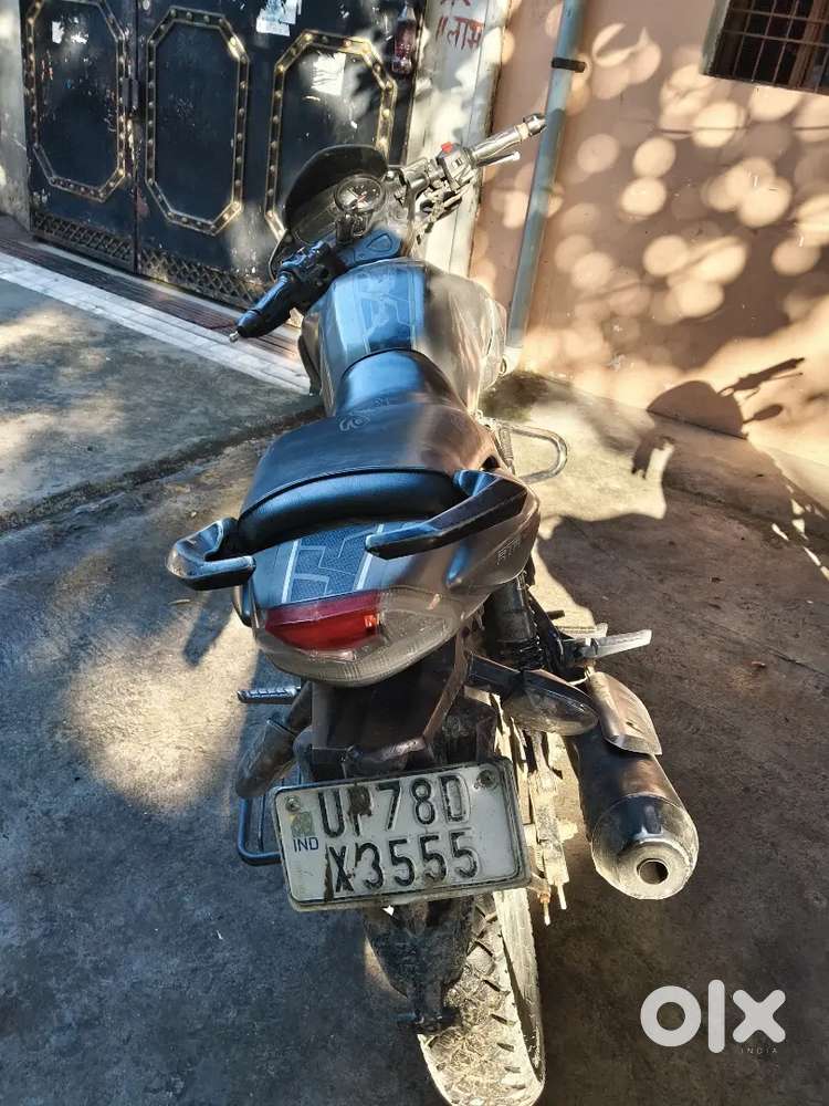 Selling APACHE 160 condition mint
