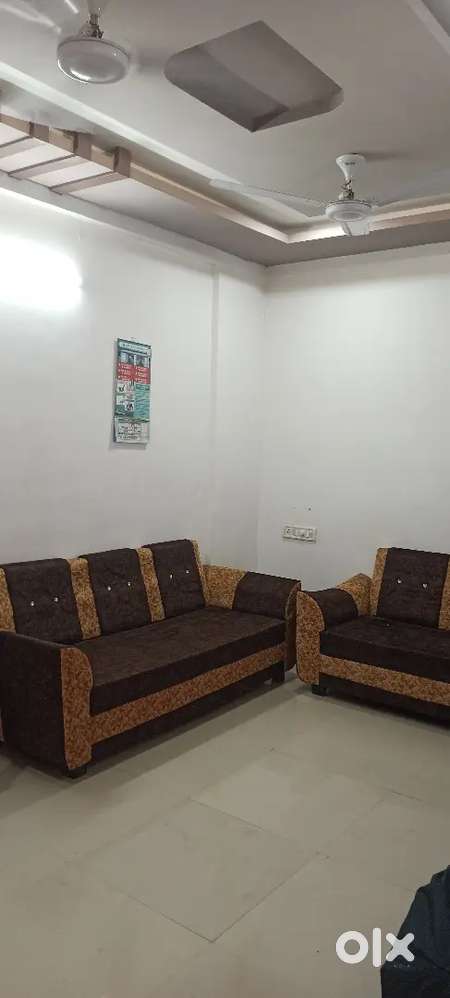Fully farnichar 2 BHK flat