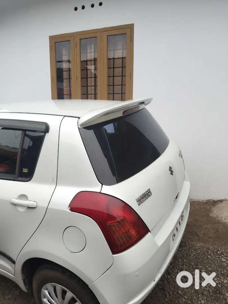 Maruti Suzuki Swift 2007 Diesel 130000 Km Driven