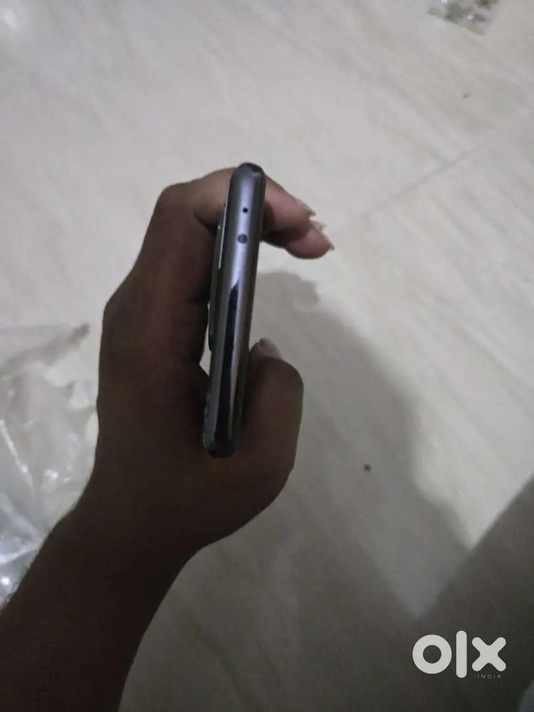 Oneplus 11r 8gb ram 128gb internal