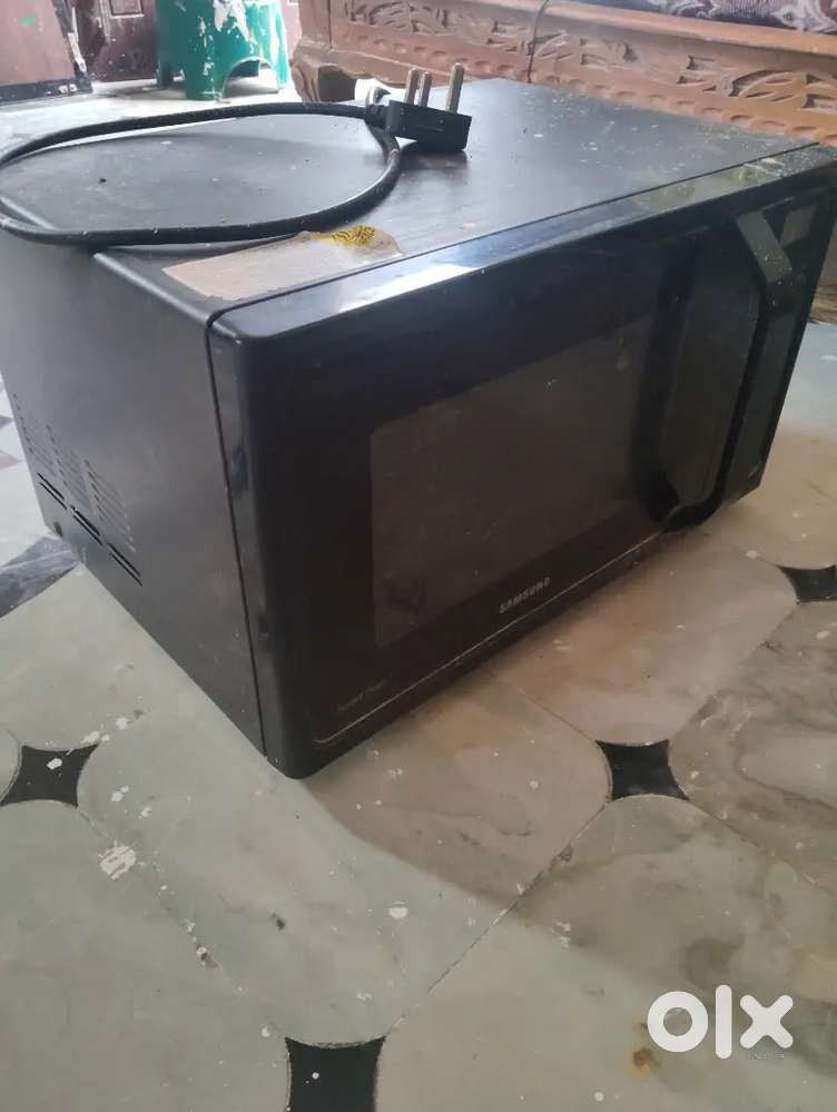 Rarely used micro wave Oven