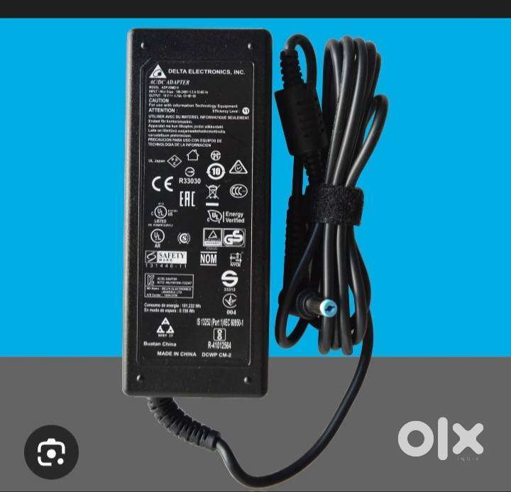 ACCER LAPTOP CHARGER