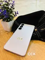 SAMSUNG S25
