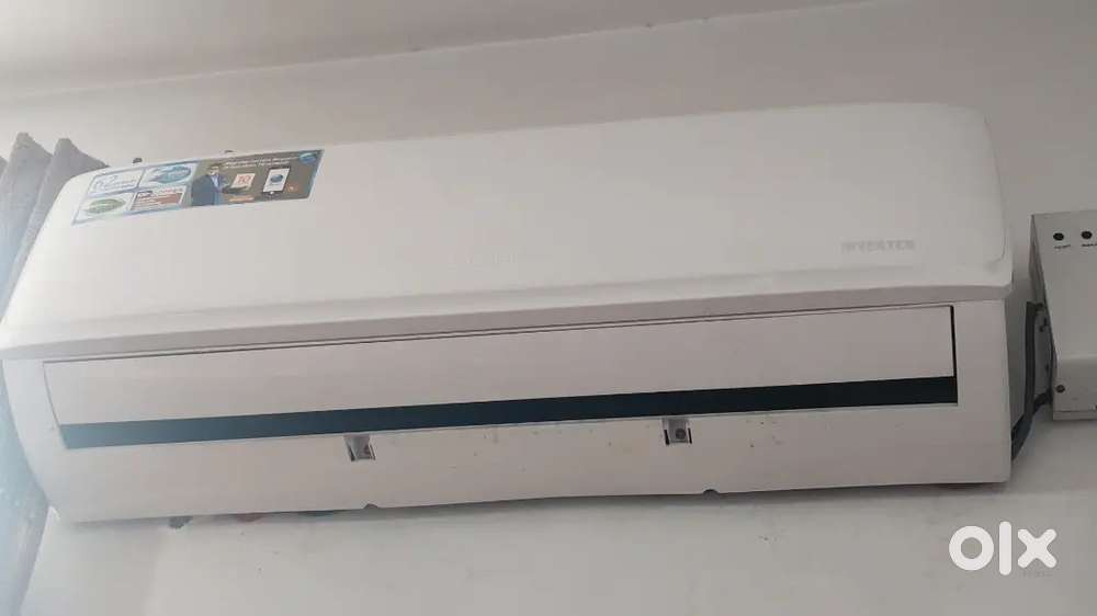 Lloyd inverter AC 1.5 ton 3 star