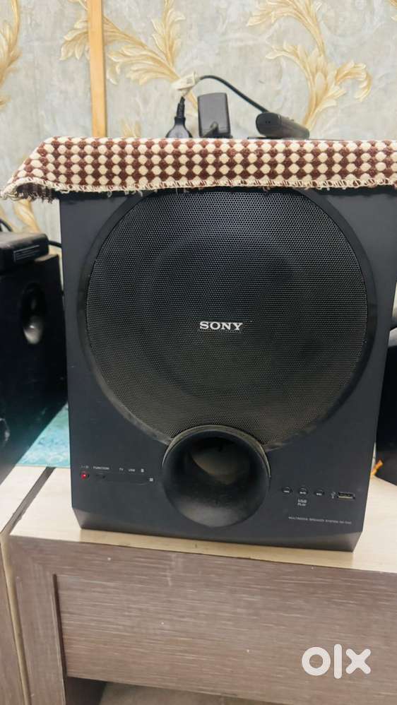 Sony - bluetooth speakers/ Home theatre
