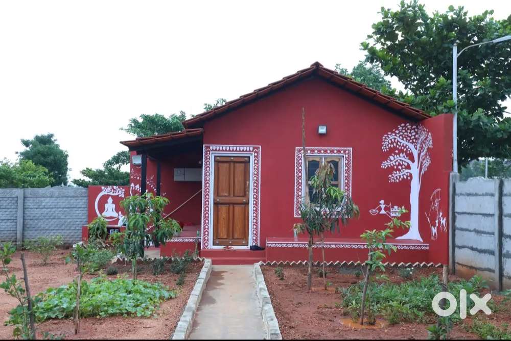 Plot site land with form house for sale