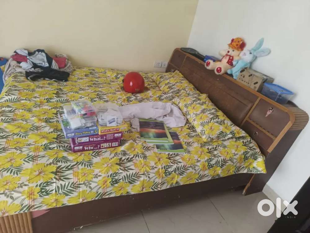 Double bed with mattress