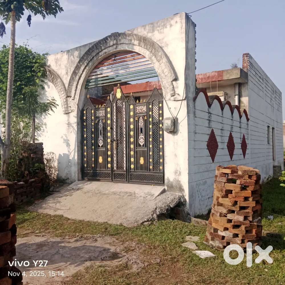 Good location dhawari road mahadeva ward no 30 Satna MP