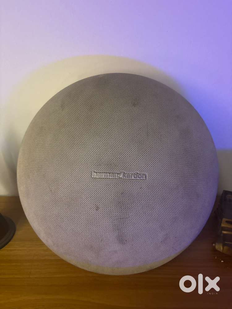 Harman kardon onyx studio 3 speaker